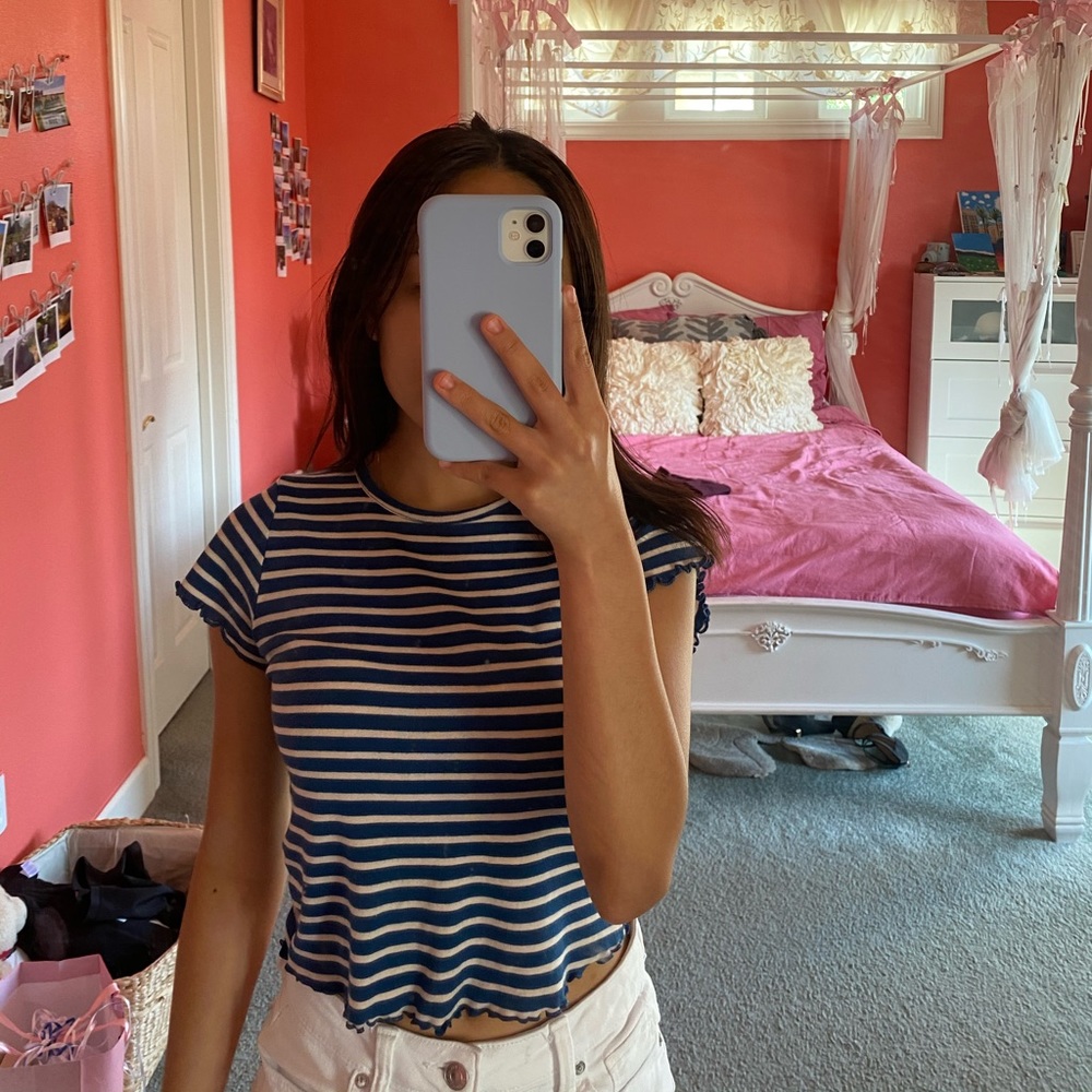 Topshop Blue and White Cropped T-shirt